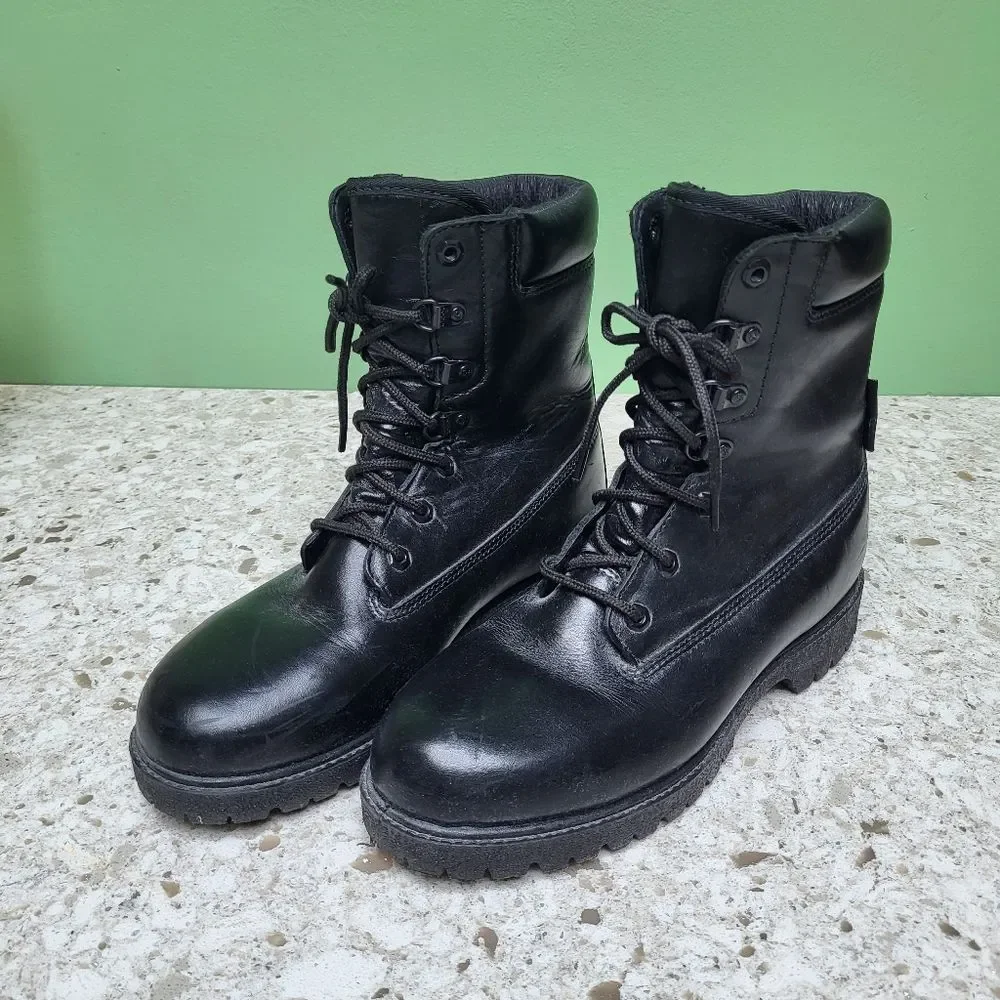 NEW Rocky Waterproof Boots